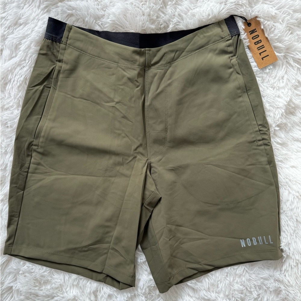 NOBULL Men's Green Shorts 9’